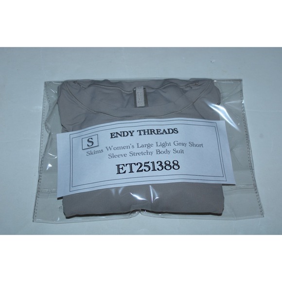 Skims Women's Large Light Gray Short Sleeve Stretchy Body Suit - Picture 11 of 11